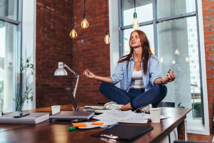 Meditation busy minute app people habit simple